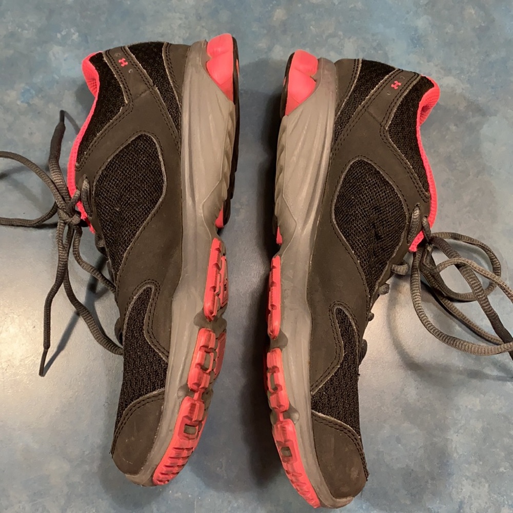 Under Armour - Picture 5 of 10